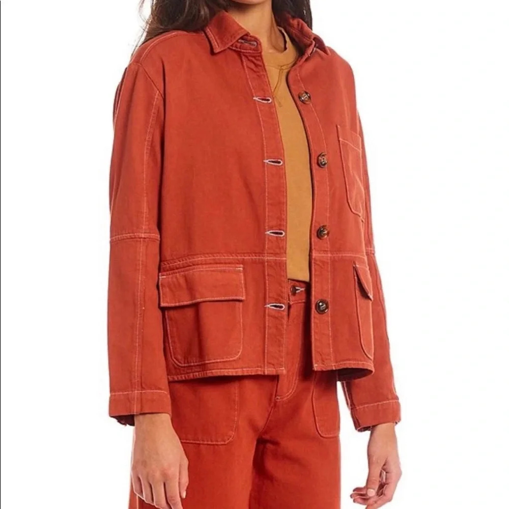 Roller Rabbit Adara Twill Point Collar Long Sleeve
Jacket in Terracotta XS‎ - Picture 15 of 15